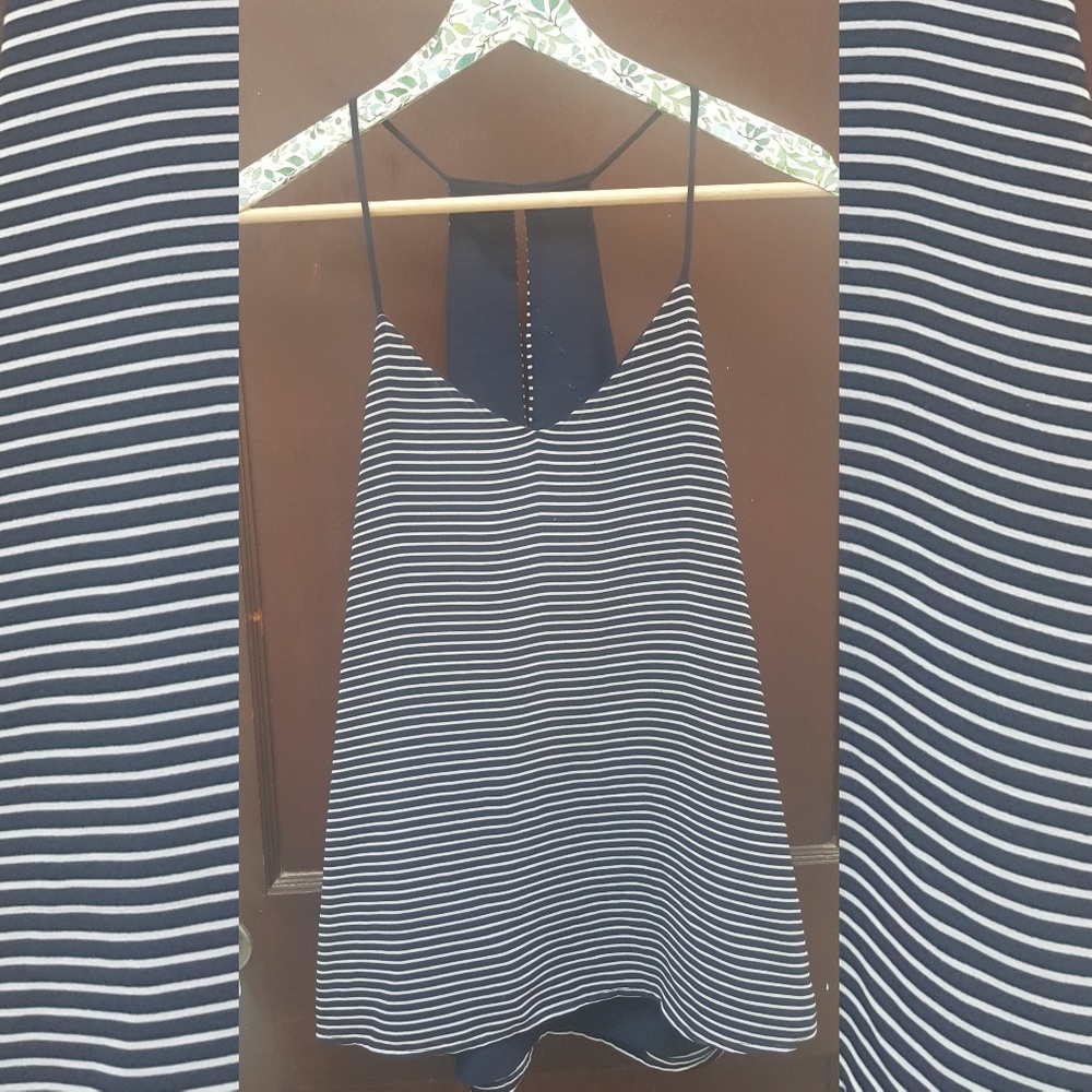 Adorable Reversable Racer/Keyhole Chiffon Tank - Picture 2 of 6